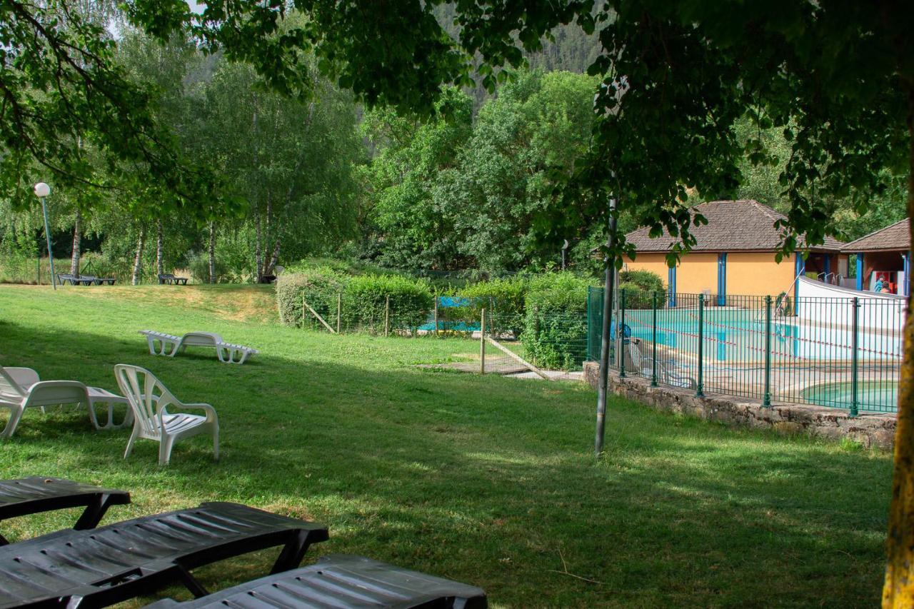 Village De Gites De Chanac Kültér fotó